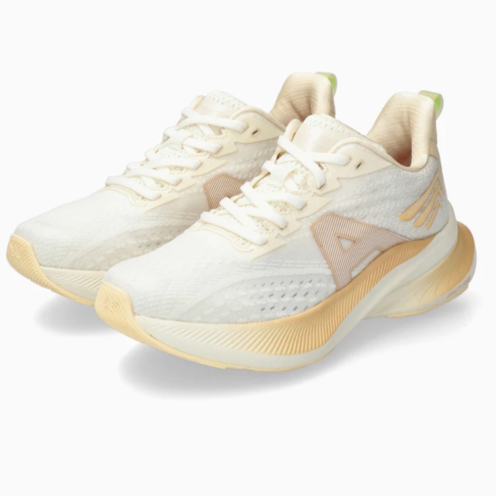 New in box 
Allrounder by Mephisto sneakers no limit marshmallow